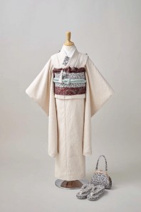 トレンドライン　女児7歳着物